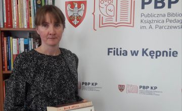 Przekazanie książek w ramach akcji promującej czytelnictwo