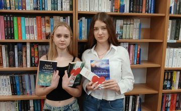 Uczestniczki akcji "Święto Zaczytanych"