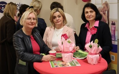 Wiosenny spacer różowości