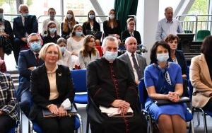 Liceum Ogólnokształcące Nr I im. majora Henryka Sucharskiego w Kępnie (3)