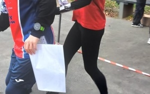 Uczniowie podczas obchodów Święta Niepodległości (13)