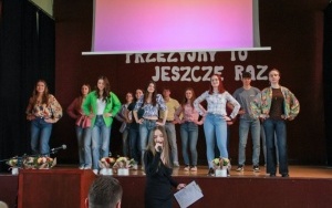 Uroczyste pożegnanie absolwentów (10)