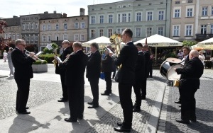 Uczestnicy obchodów rocznicy  Uchwalenia Konstytucji 3 Maja (3)