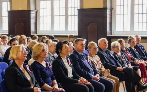 Dzień patrona - 50. rocznica nadania szkole imienia majora Henryka Sucharskiego (11)