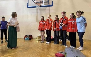 Drużyna pierwszej pomocy z wizytą w Szkole podstawowej nr 3 w Kępnie (4)