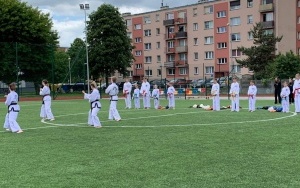 Uczestnicy zjazdu absolwentów podczas zajęć rekreacyjno-sportowych (1)