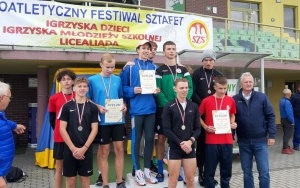 Uczniowie podczas Festiwalu Sztafet (2)